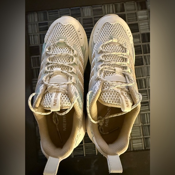 MERRELL MOAB SPEED 2 Vent 2K SE Women's Trail Running Shoes.
Color- Lily/White. - Picture 5 of 7